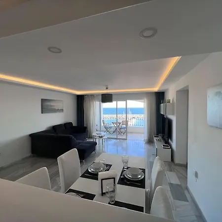 Zeer Luxe In Puerto Banus Apartment Marbella